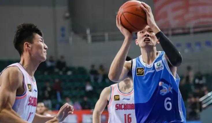 澳亚国际游戏-福建男篮击败湖北男篮，豪取胜利