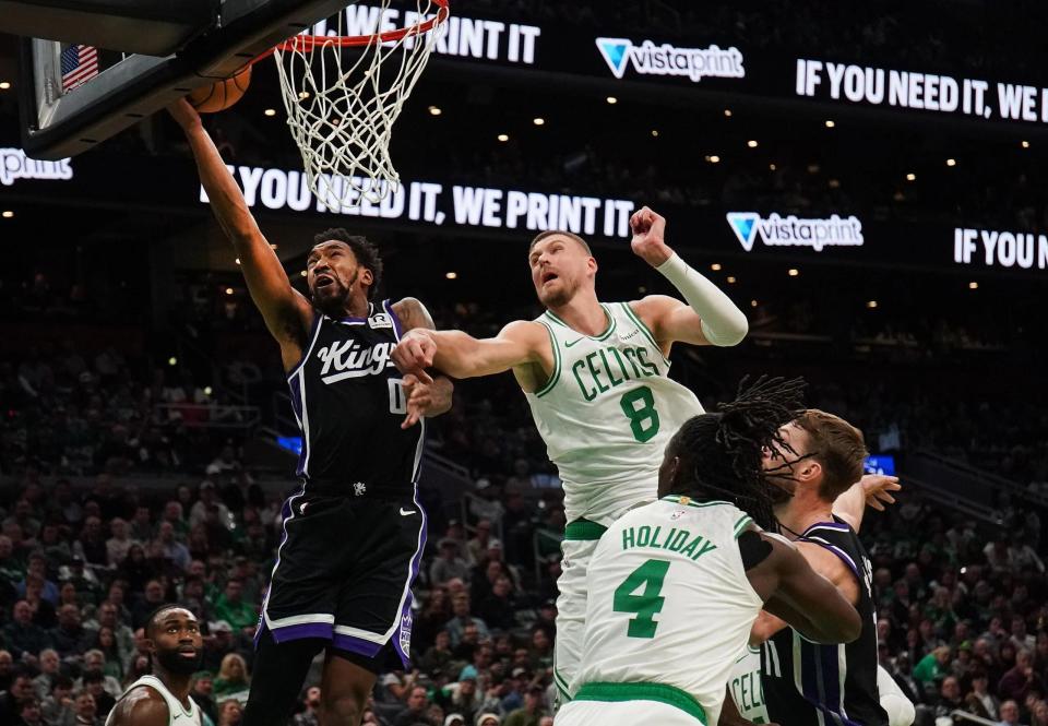 澳亚国际最新网址-人庆祝战胜凯尔特人，成功晋级季后赛的简单介绍